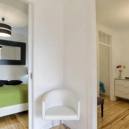 Bmyguest - Castelo Stylish Flat-2